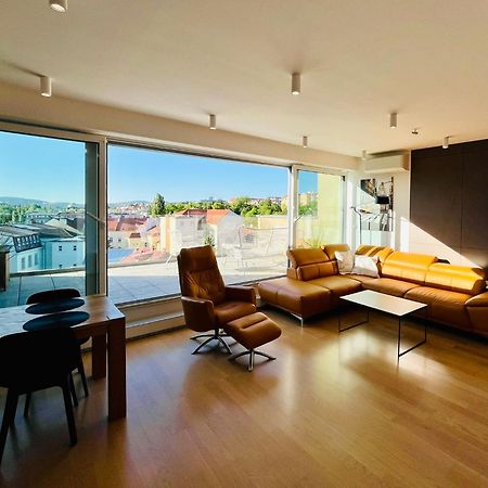 Brno City Center Apartment With Parking And A Big Terrace Екстериор снимка